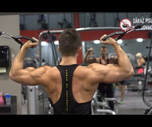 8 Meilleurs Exercices pour la Musculation des Epaules